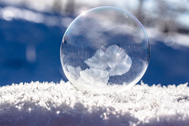 bulle méditative atelier décembre 2024 samedi 21 décembre solstice d'hiver prendre soin de soi laisser aller la créativité la spontanéité somatothérapie soin du corps coeur et esprit chi nei tsang praticienne du massage du ventre